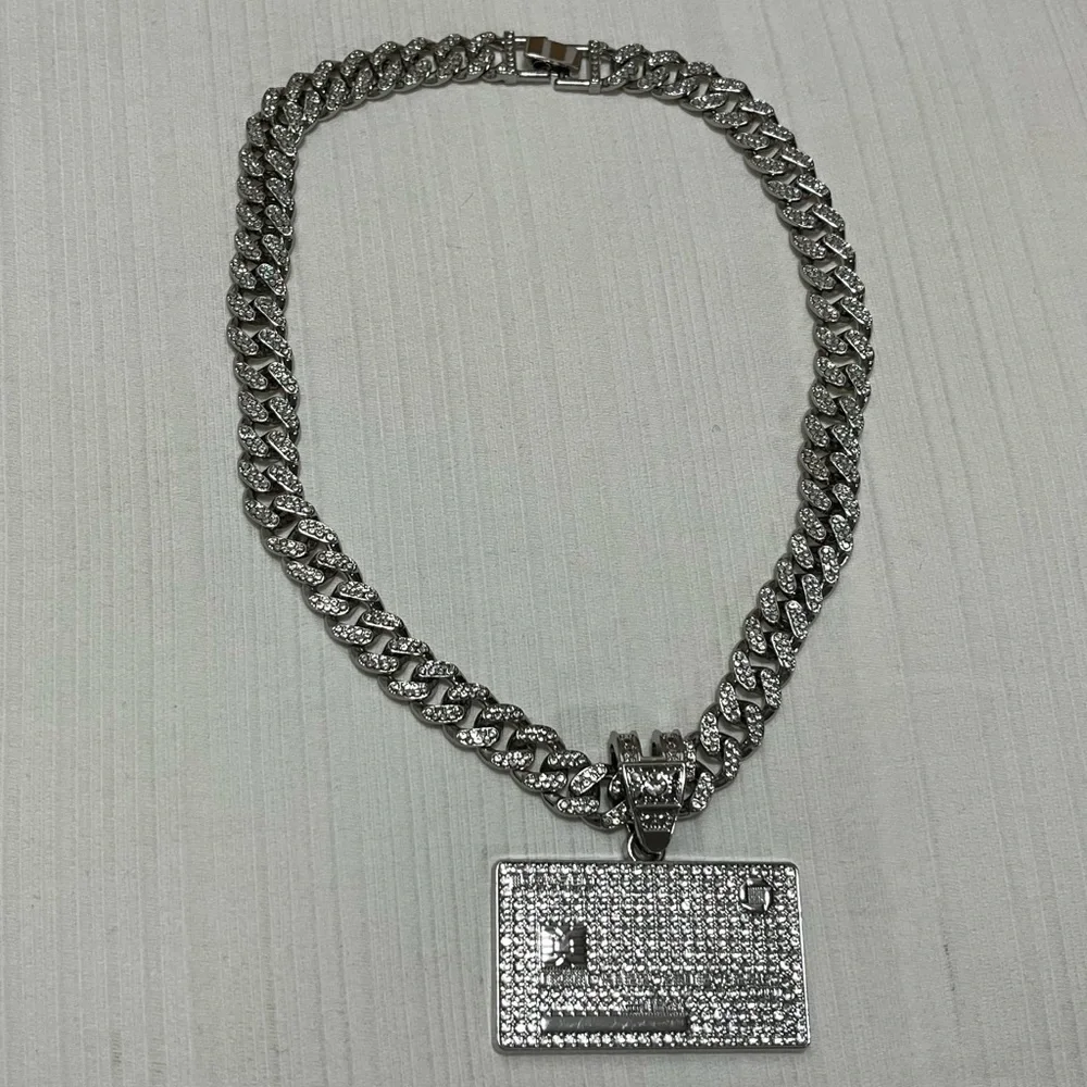 Iced Out Credit Card Pendant & Heavy Cuban Link Chain Necklace - Silver Tone